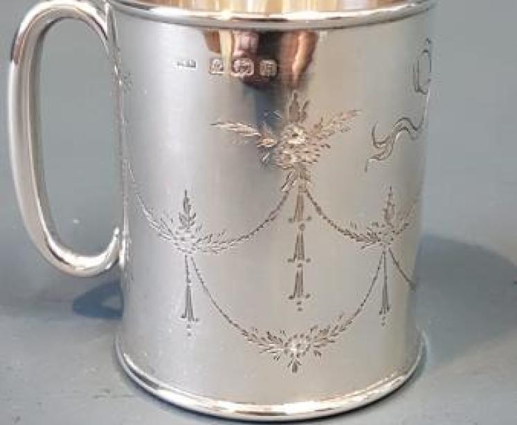 George V Engraved Silver Mug - Image 1