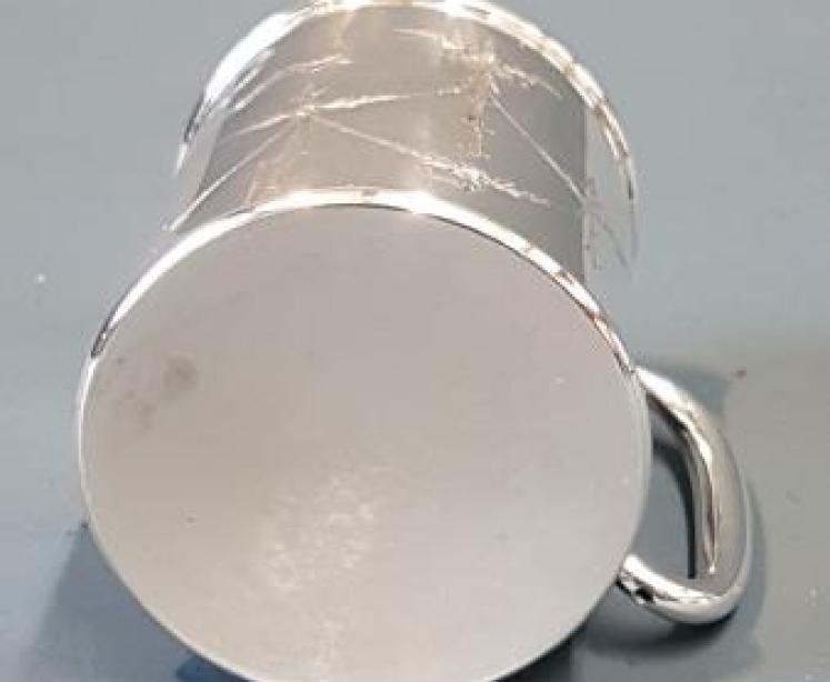 George V Engraved Silver Mug - Image 5