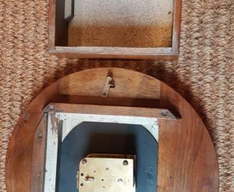 Edwardian Walnut Cased G.P.O. Dial Clock - Image 5