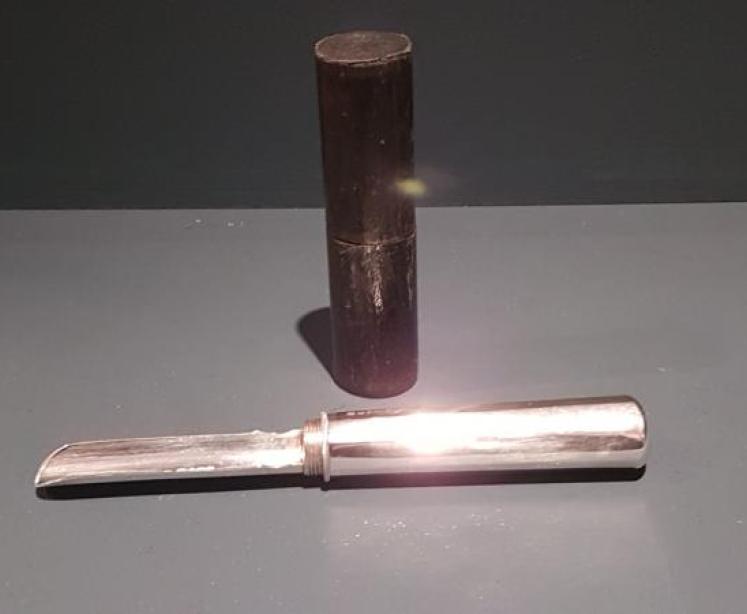 Rare Early Victorian Silver Apple Corer and Case - Image 1