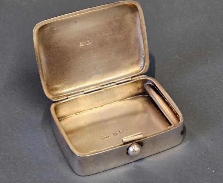 Edwardian Silver Table Top Vesta - Image 5