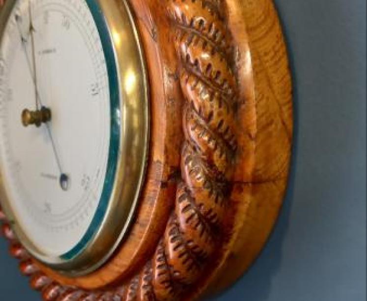 Victorian Polished Oak Glasgow Ship's Barometer - Image 4