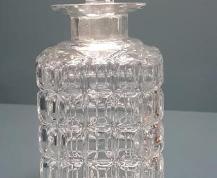 Victorian Oak and Silver Plated Tantalus - Image 3