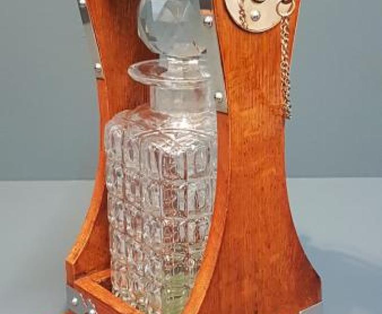 Victorian Oak and Silver Plated Tantalus - Image 5
