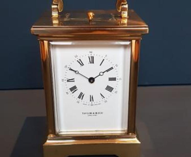 Fine Quality Gilt Brass Striking Carriage Clock - Image 1