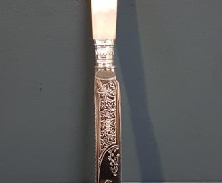 Edwardian Silver and Mother of Pearl Cake Knife - Image 6
