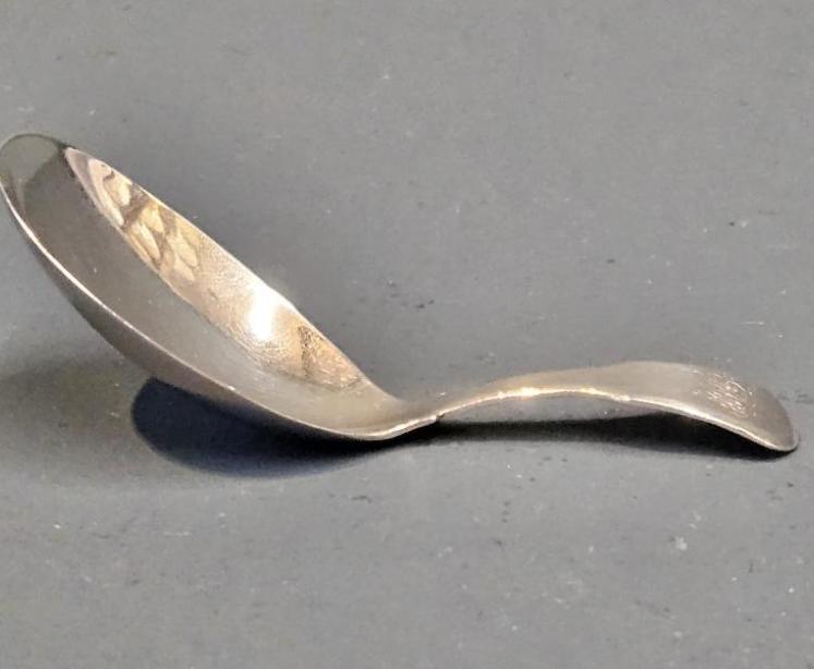 George III Silver Caddy Spoon - Image 3