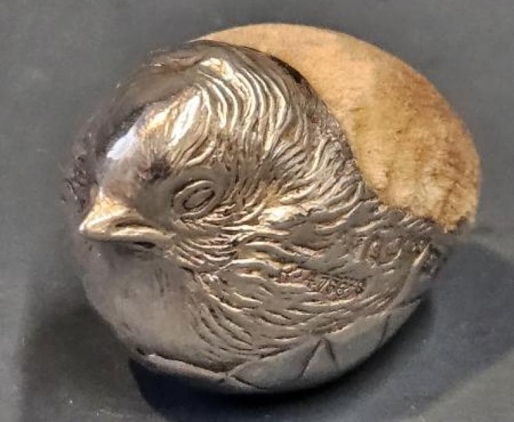 Sampson Mordan Chick Pin Cushion - Image 2