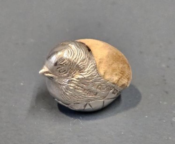 Sampson Mordan Chick Pin Cushion - Image 4