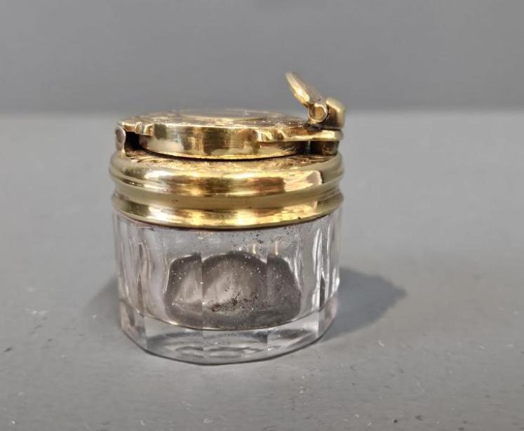 William IV Silver Gilt Travelling Ink Well - Image 4