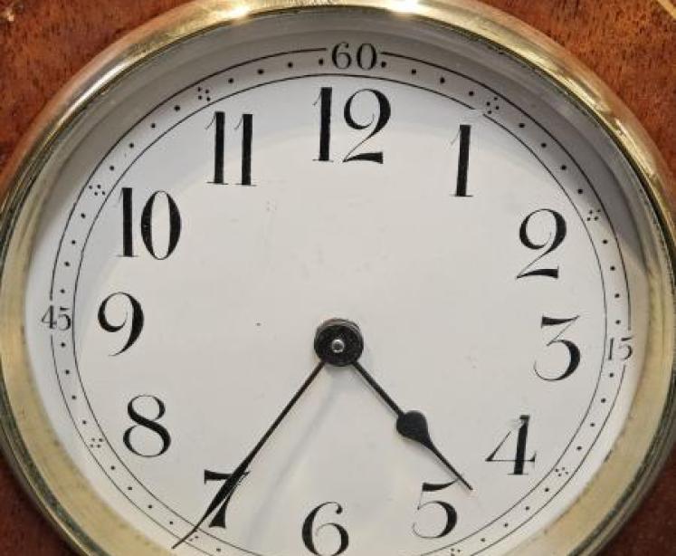 Edwardian Flared Top Inlaid Mantel Clock - Image 4