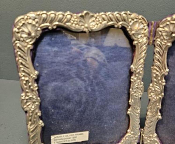 Victorian Double Silver Photo Frame - Image 7
