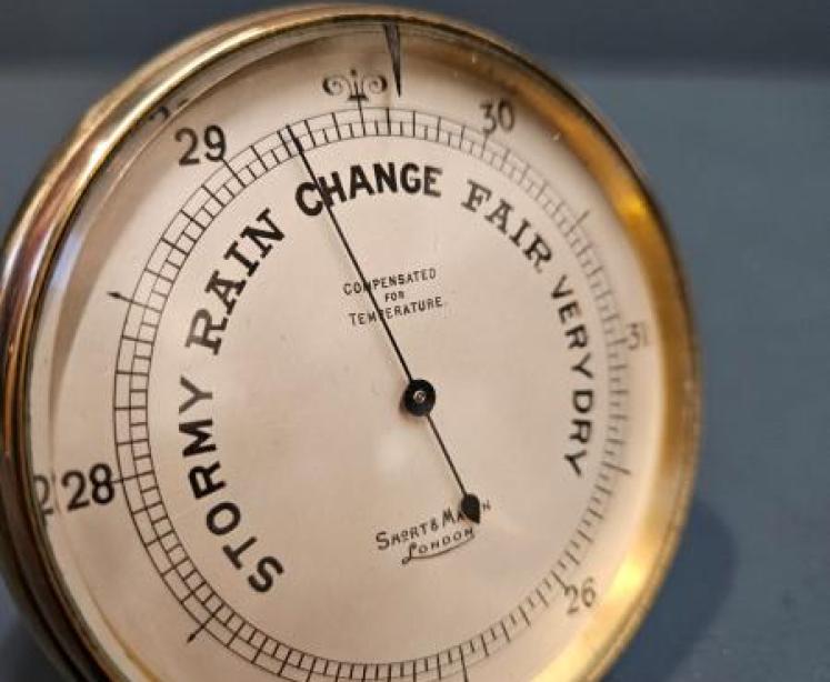 Short & Mason Portable Barometer  - Image 3