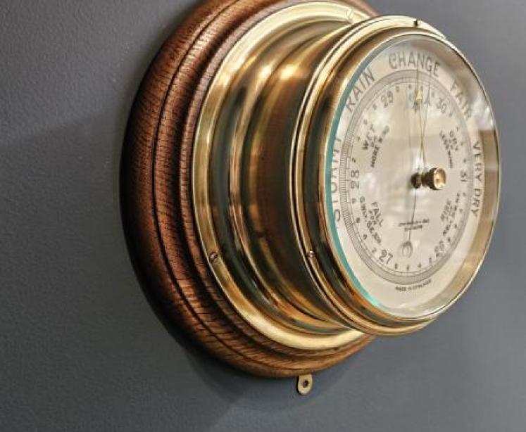 Barkers Kensington Bulk Head Barometer - Image 2