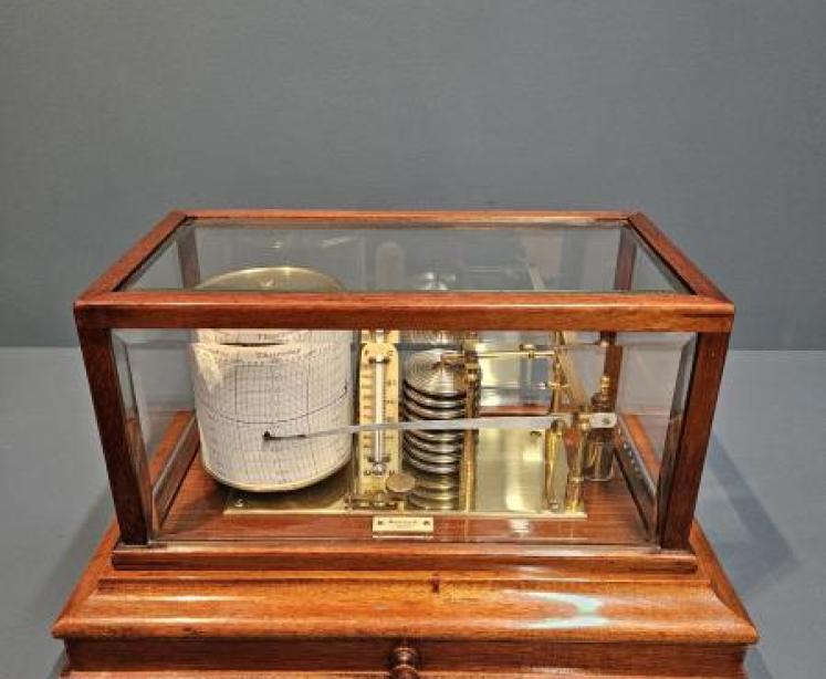 Fine Quality Walnut Cased Barograph by Dollond London - Image 1
