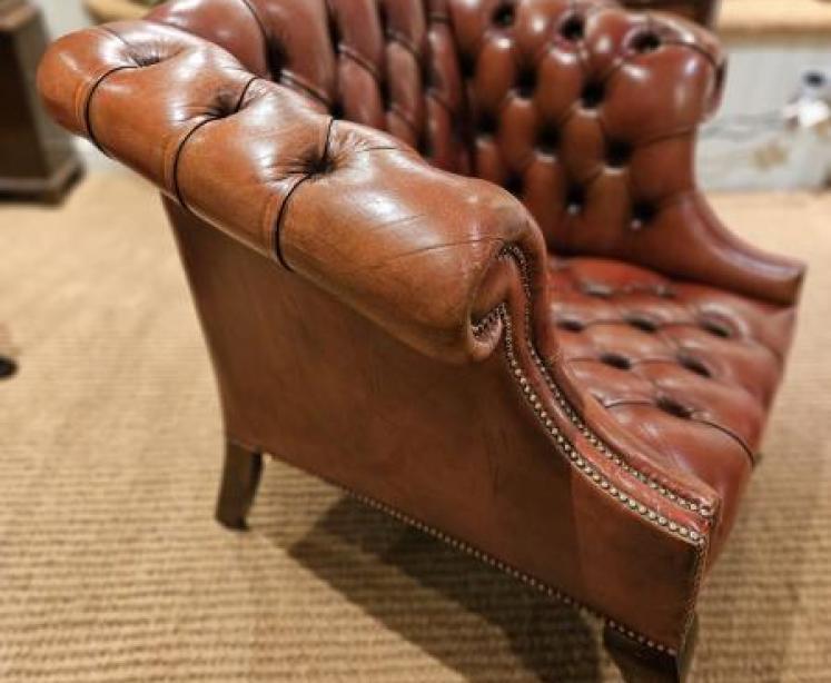 Matching Pair of 1920's Red Leather Chesterfield Arm Chairs - Image 5