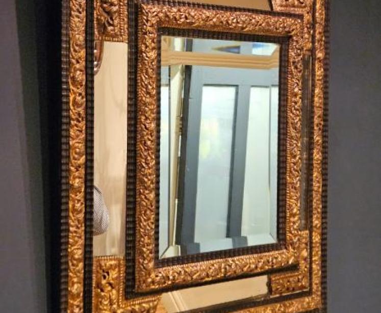 Victorian Cushion Framed Mirror - Image 2