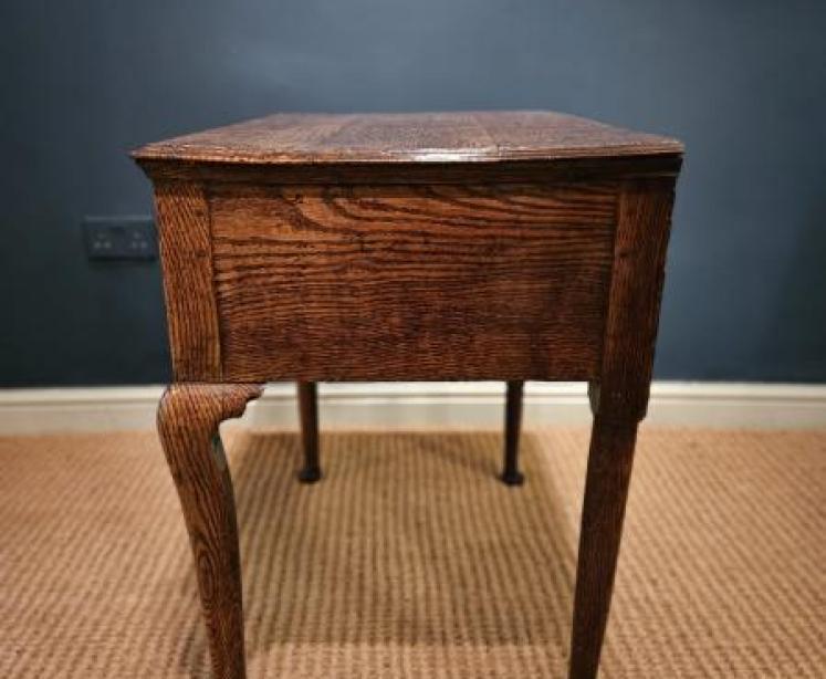George II Oak Lowboy - Image 3