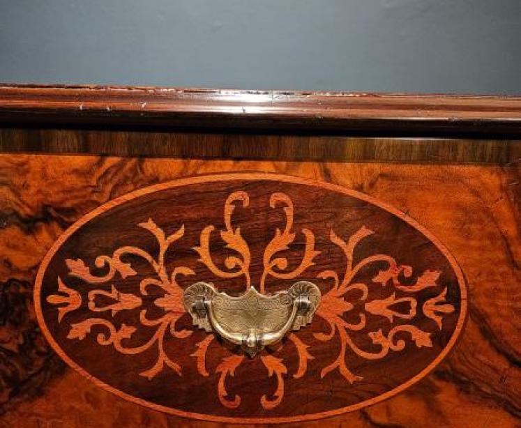 Superb Victorian Marquetry Walnut Chest of Drawers - Image 3