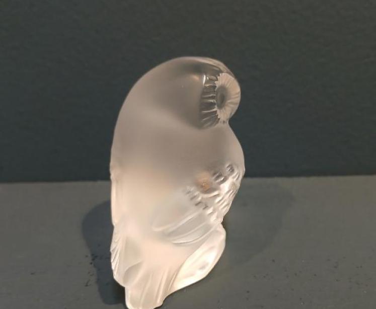 Lalique Opalescent Owl - Image 3