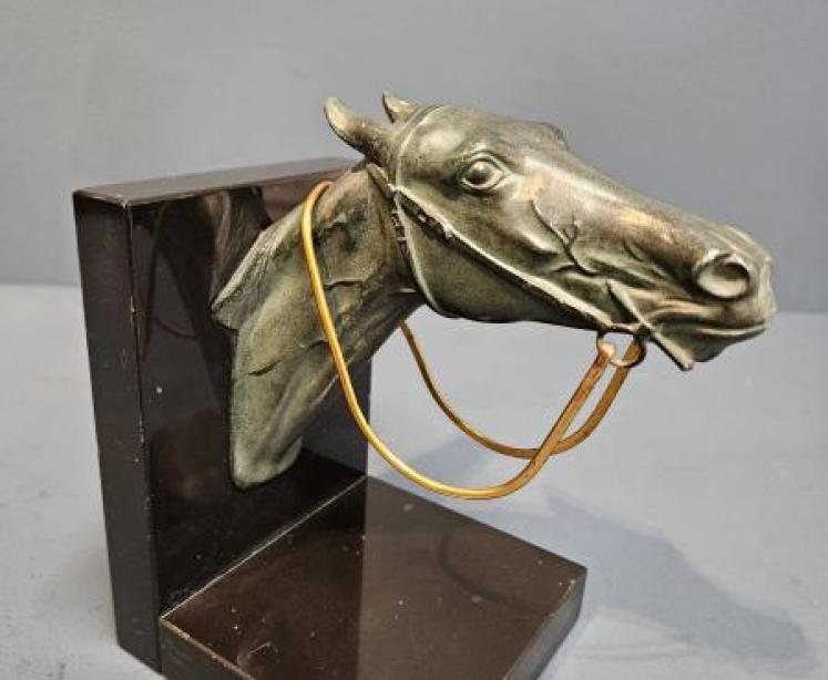 1930's Bronze Race Horse Bookend - Image 1