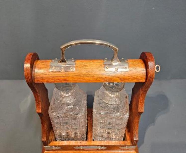 Victorian Oak & Silver Plated Two Bottle Tantalus - Image 3