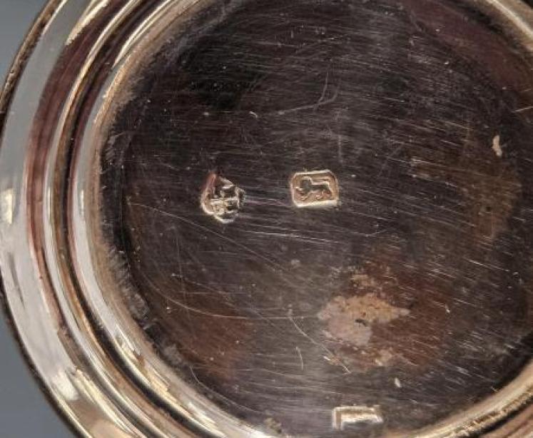 Unusual Victorian Opalescent Crystal and Silver Ink Well - Image 3