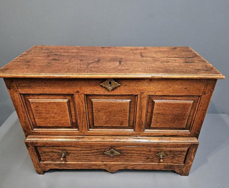 George II Oak Coffer Bach - Image 6