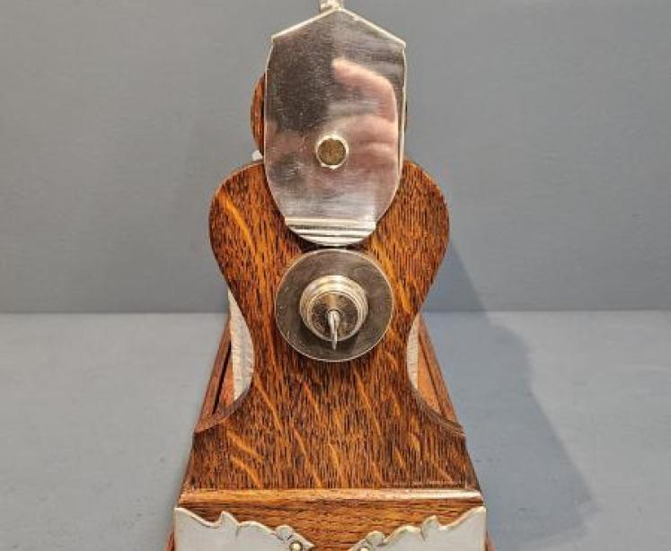 Immaculate Edwardian Oak and Silver Plated 3 Bottle Tantalus - Image 2