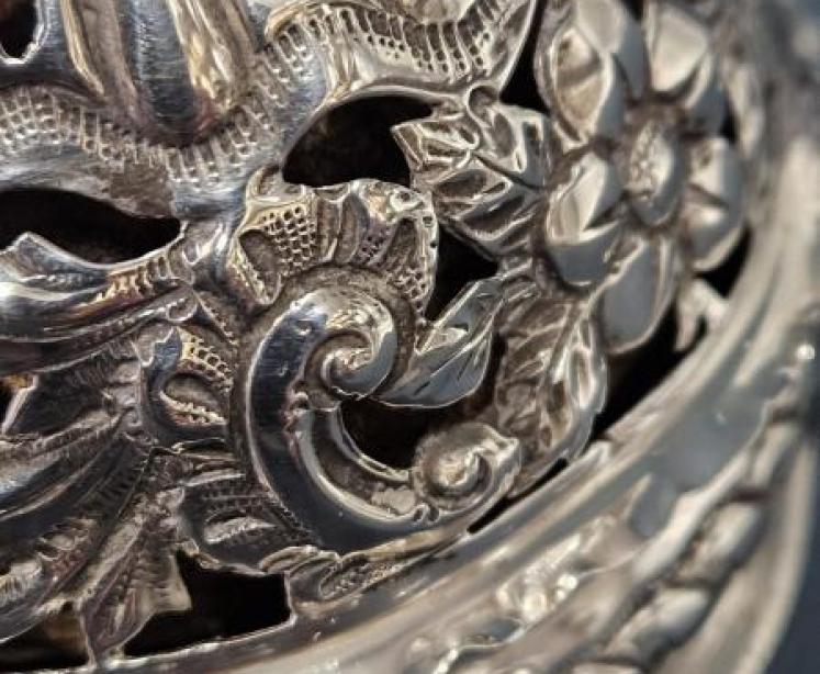 Superb Edwardian Silver Table Bell - Image 2