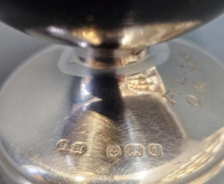 Sampson Mordan Bowling Ball Match Holder - Image 3