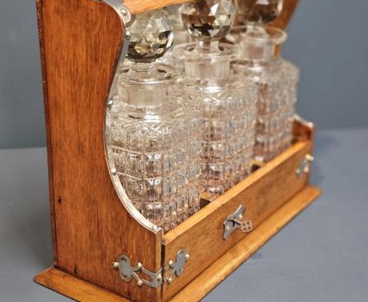 Victorian Oak Three Bottle Tantalus - Image 3