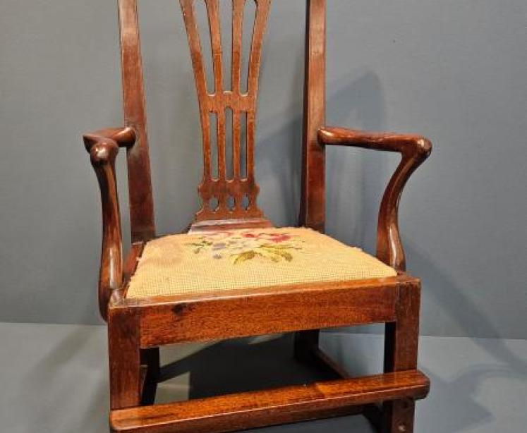 George III Mahogany Child's Chair - Image 1