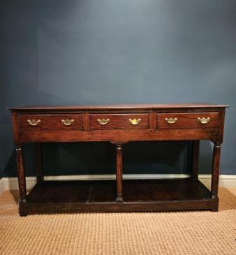 George II Oak Open Pot Board Dresser