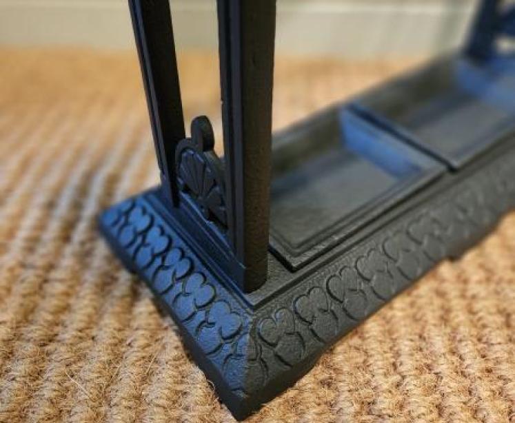 Victorian Cast Iron Stick Stand - Image 3
