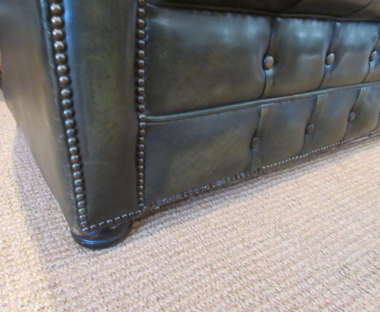 Superb 1930's Olive Green Leather Chesterfield Settee - Image 4