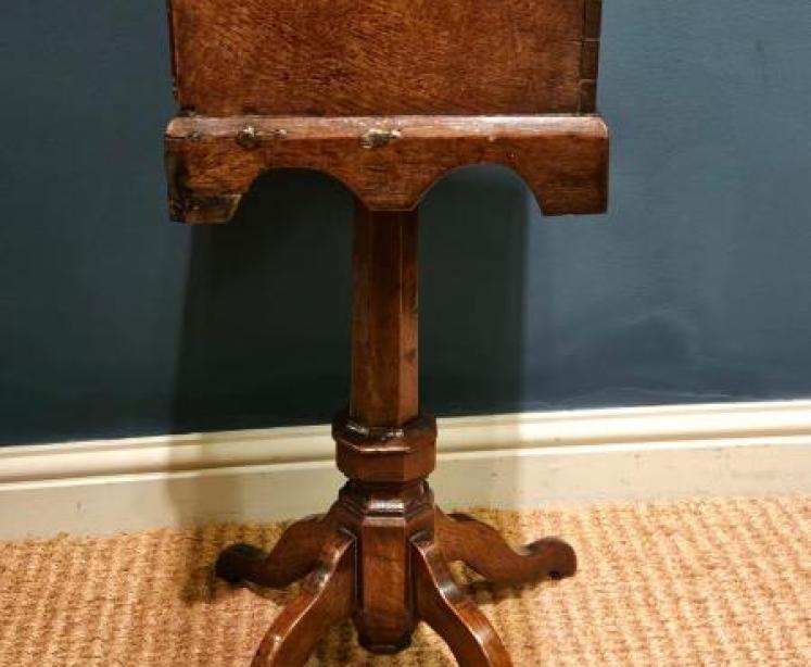 George II Oak Tripod Side Table - Image 4