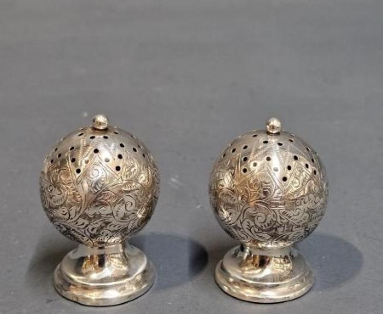Pair of Engraved Silver Peppers - Image 1
