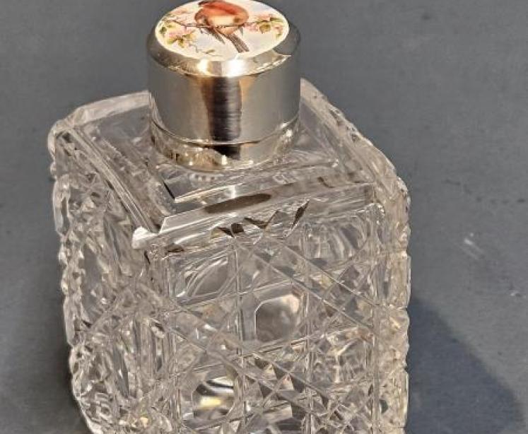 Outstanding Quality Silver and Enamel Scent Bottle - Image 1