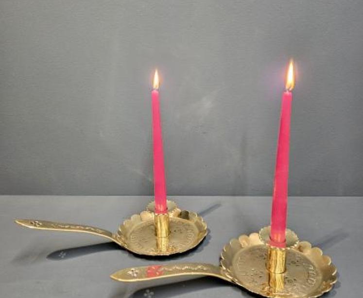 Pair of Brass Arts and Crafts Chamber Sticks - Image 7