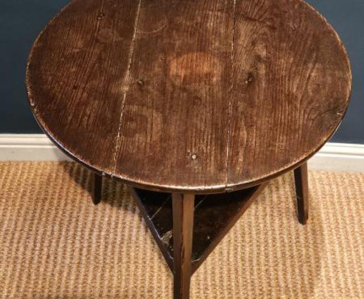George III Oak Cricket Table - Image 3