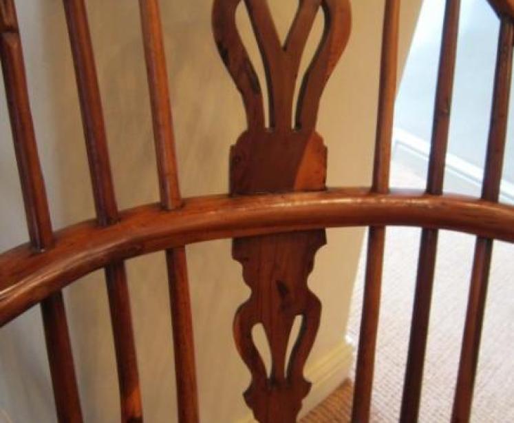 Superb Set of Six Harlequin Windsor Armchairs - Image 5