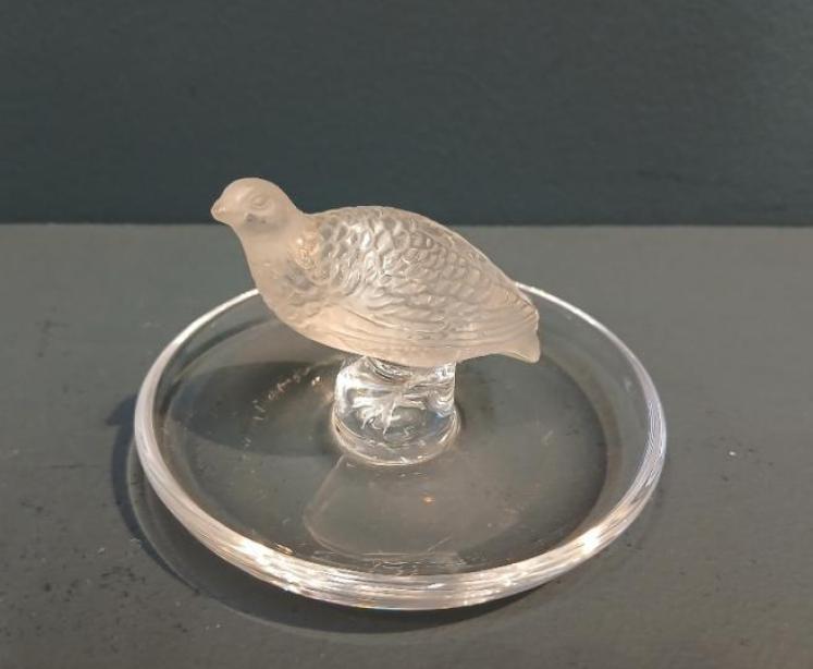 Lalique Opalescent Bird Ring Tray - Image 2