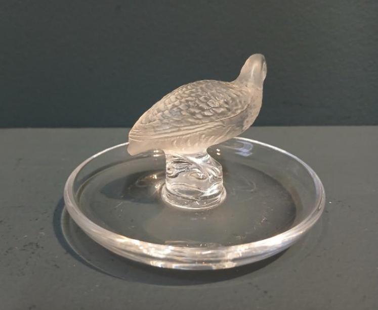 Lalique Opalescent Bird Ring Tray - Image 4