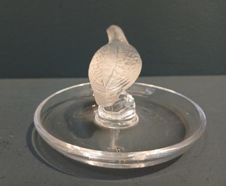 Lalique Opalescent Bird Ring Tray - Image 6