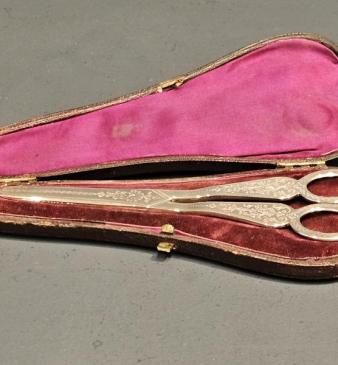 Victorian Engraved Silver Grape Scissors 