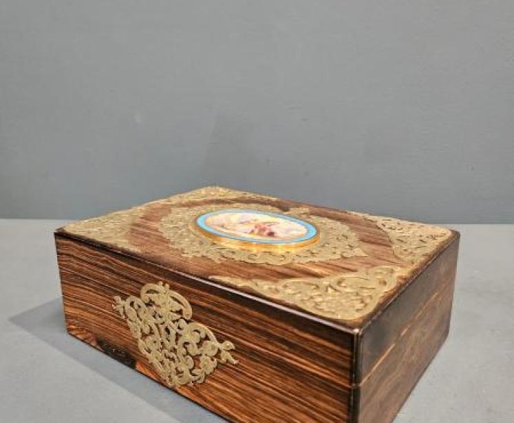 Victorian Coromandel Jewellery Box - Image 2