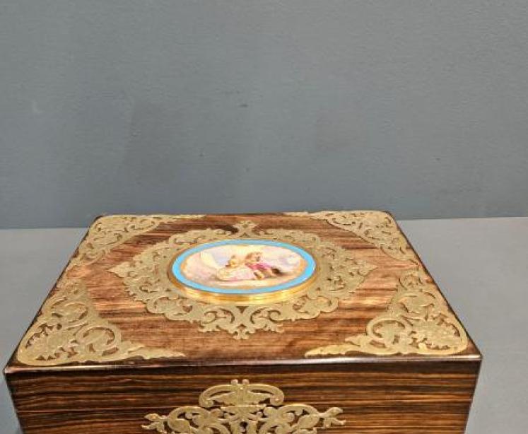 Victorian Coromandel Jewellery Box - Image 7