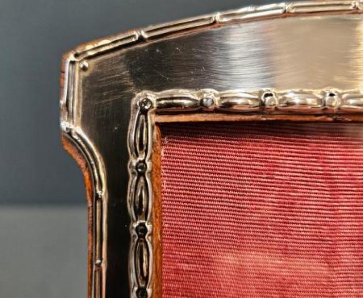 George V Silver Photo Frame  - Image 4