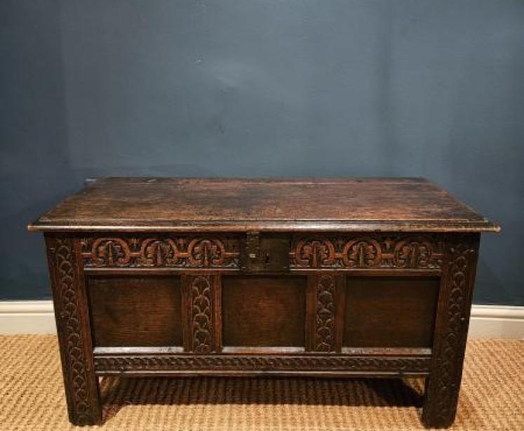 George I Oak Coffer - Image 1